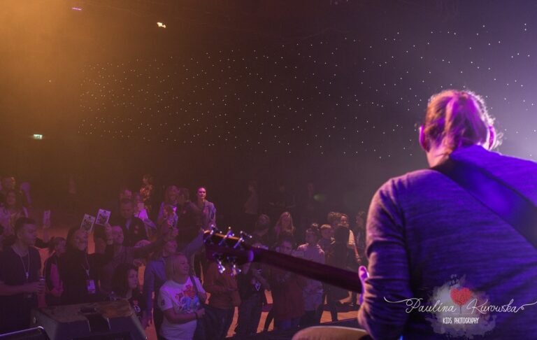 The Great Orchestra of Christmas Charity — Telford, photograph 4 of 4