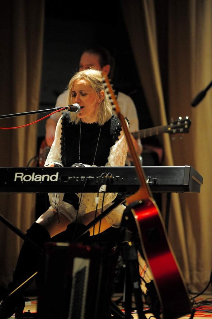 Supporting Witek Muzyk Ulicy — Memorial Hall, Wrexham, photograph 1 of 9